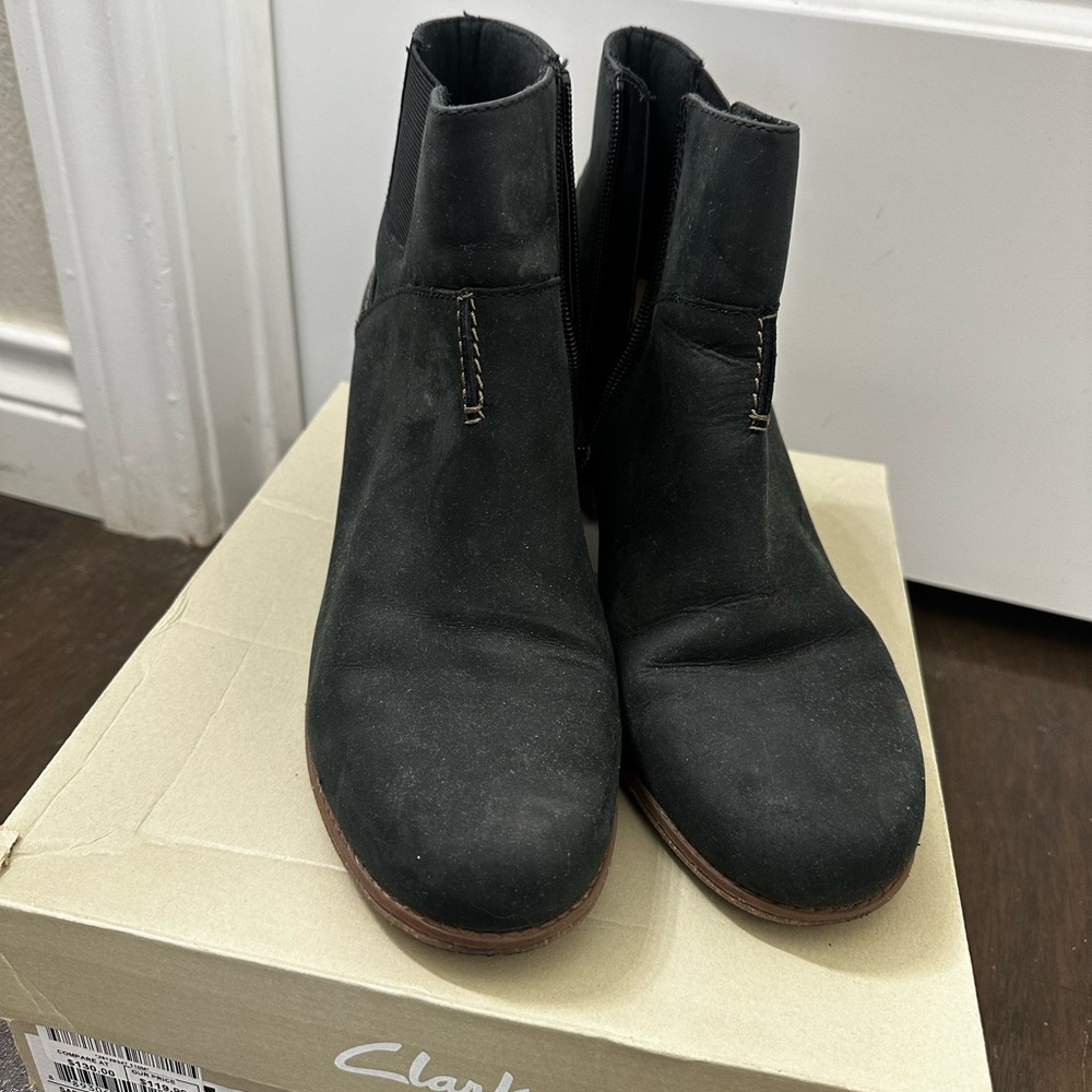 Used but like new. Still in the box.